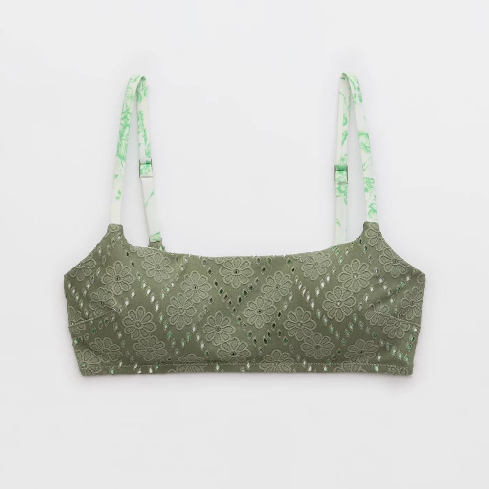 NWT! Aerie Eyelet Straight Scoop Bikini Top